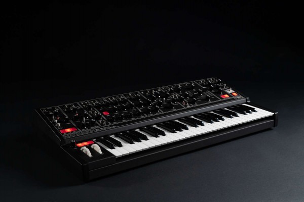 Moog Matriarch DARK