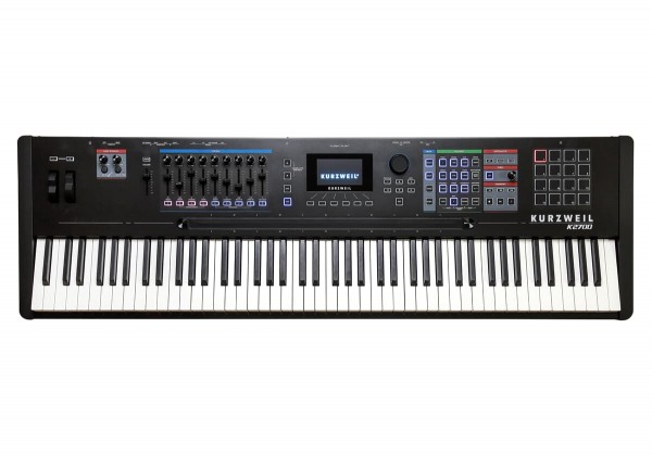 Kurzweil K2700 Synthesizer