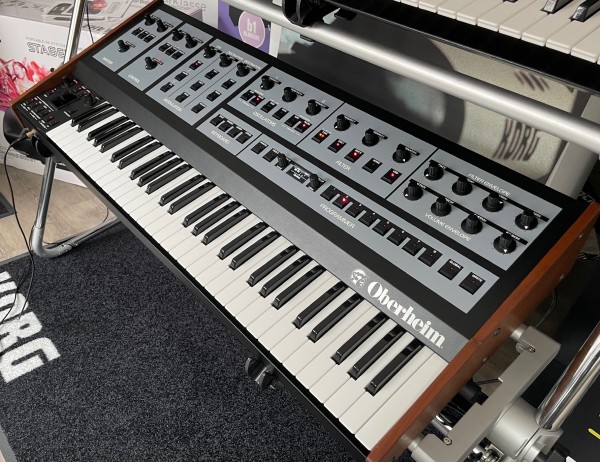 Oberheim OB-X8 Analog Synthesizer | B-Stock |